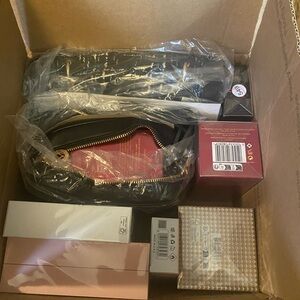 Black Handbag with Gold Zipper